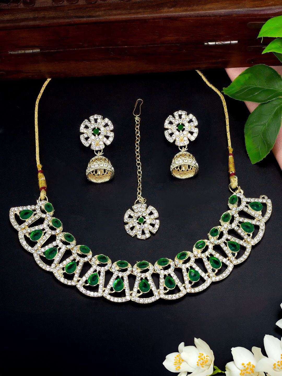 Green Floral Jewellery Set