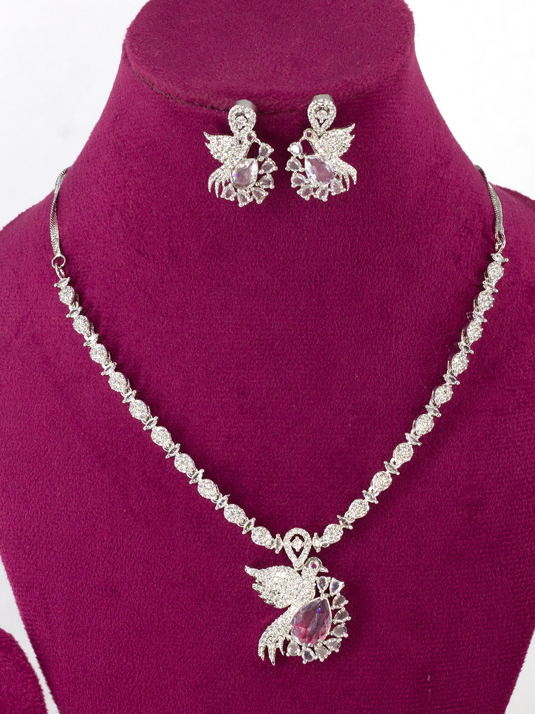 AD Bird Designer Sleek Jewellery Set with Earrings