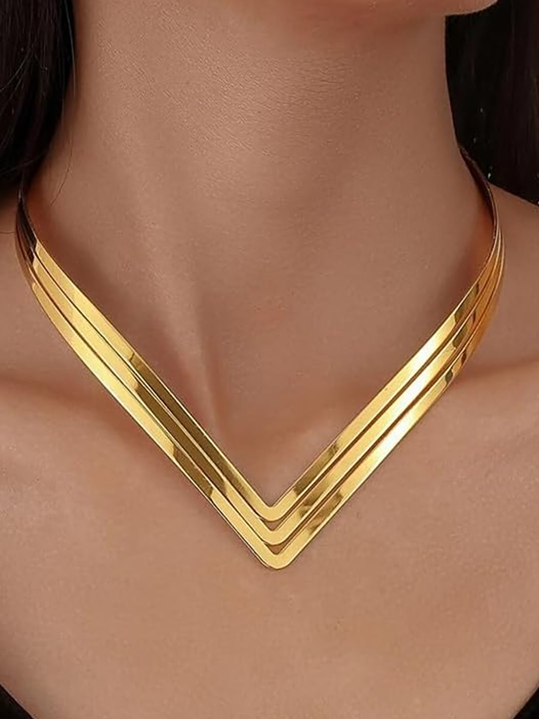 V-Shaped Hasli Necklace
