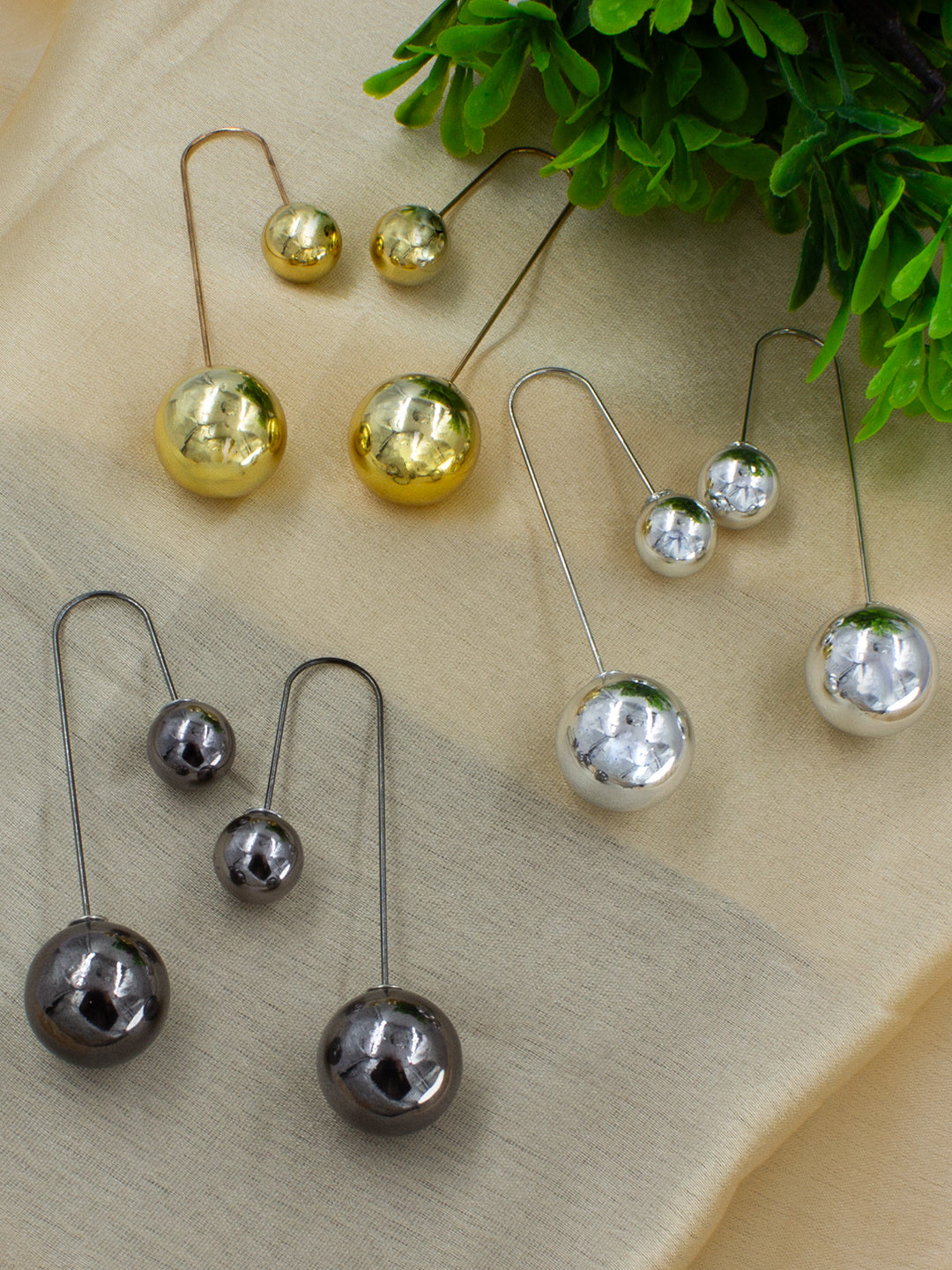 Pack of 3 Ball Drop Earrings