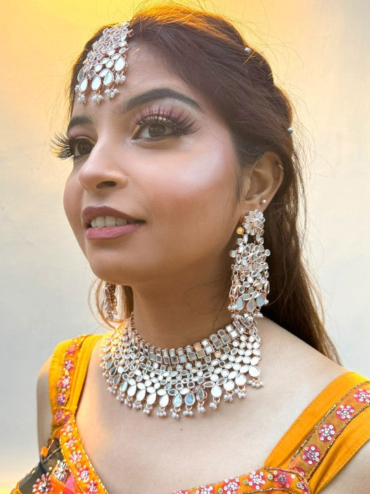 Rose Gold-Plated Mirror-Studded Jewellery Set With Maangtika