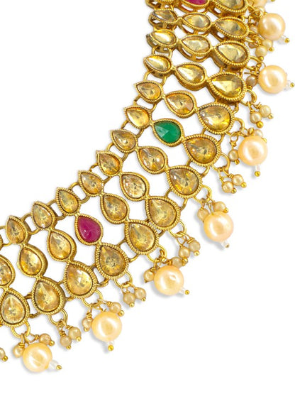 Gold Plated Kundan Studded Jewellary Set With Maangtika