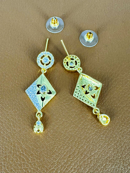 Gold Plated American Diamond Sleek Jewellery Set