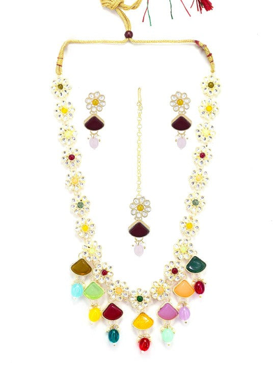 Gold Plated Artificial Stones and Beads Jewellery Set With Maangtika