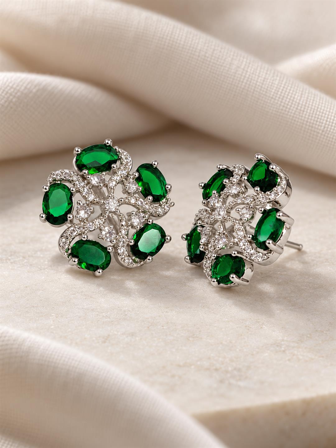 Green five-stone floral halo silver-plated stud earrings