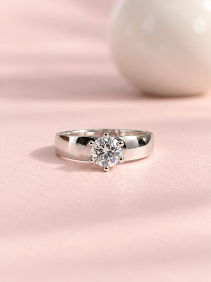 Clear Round Solitaire Curved Band Ring - Silver Plated, image4