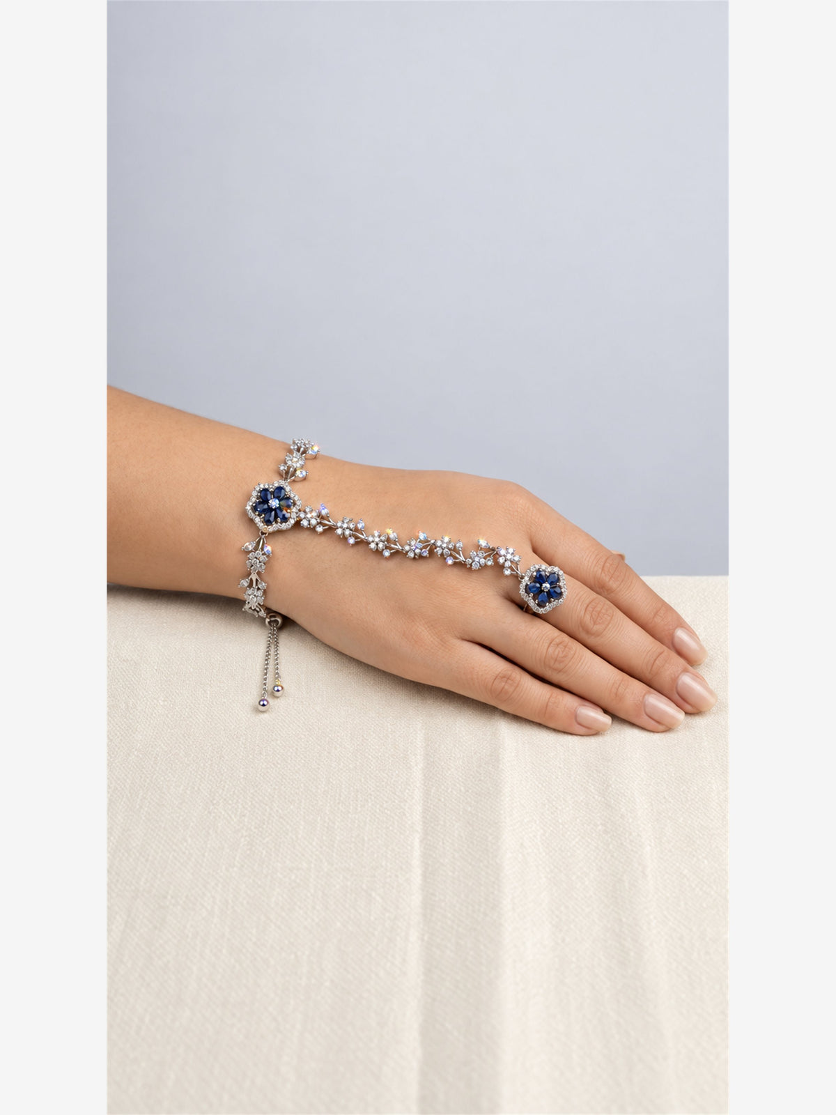 Blue silver-plated floral marquise-stone chain hathphool