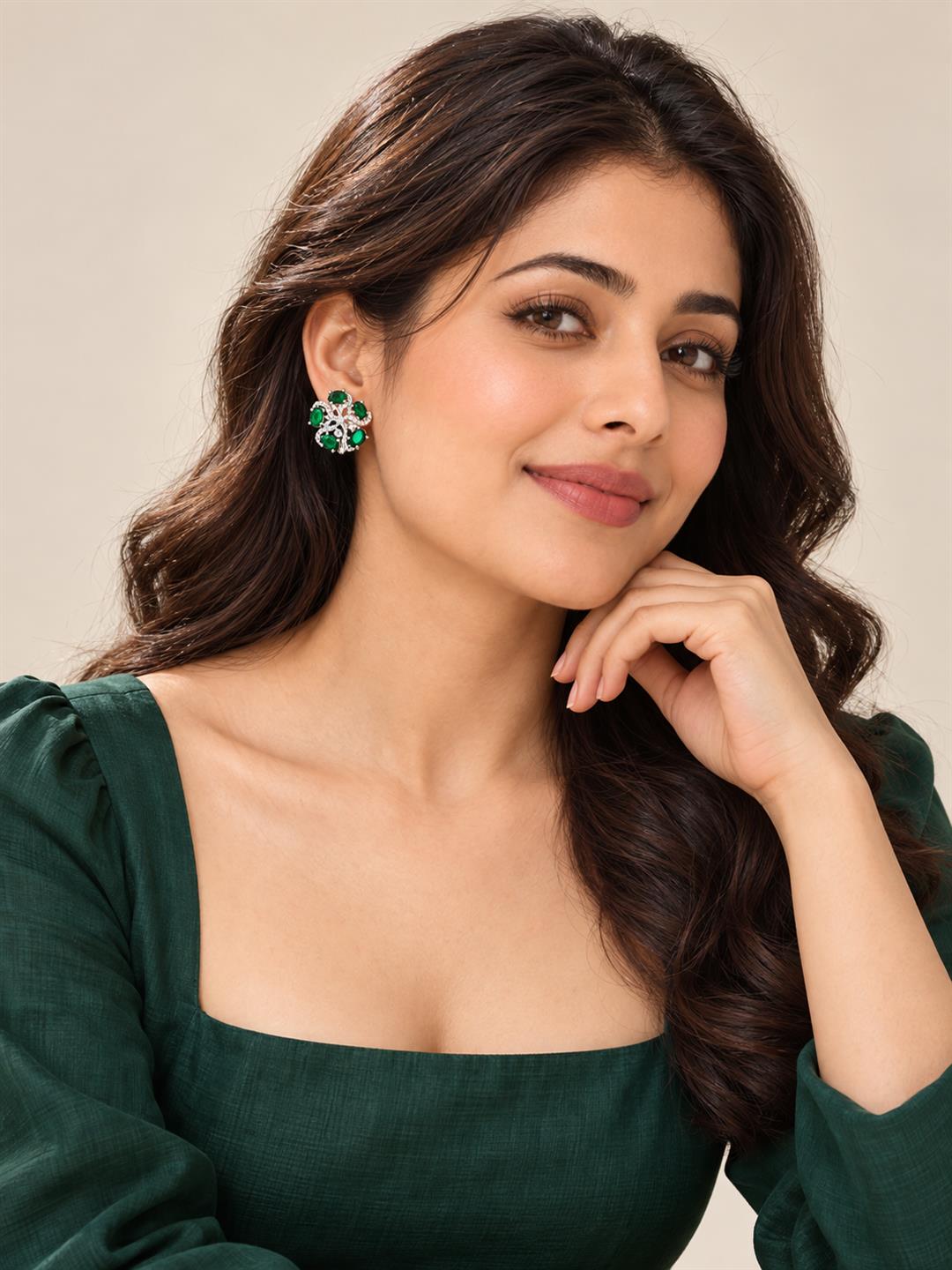 Green five-stone floral halo silver-plated stud earrings