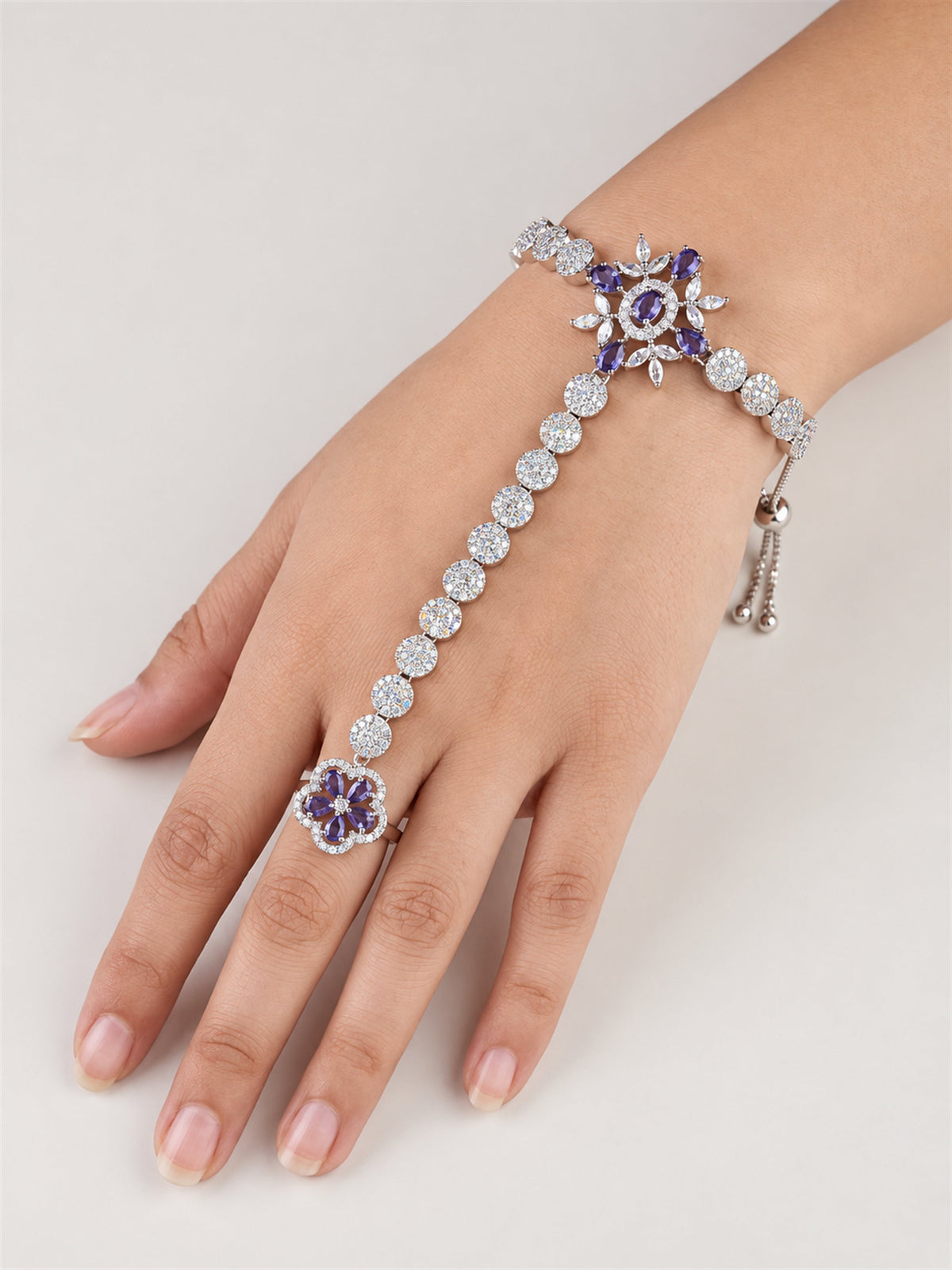 Purple silver-plated floral round-stone chain hathphool worn on hand