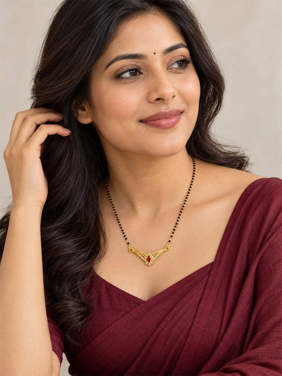 Red wing-shaped gold-plated mangalsutra