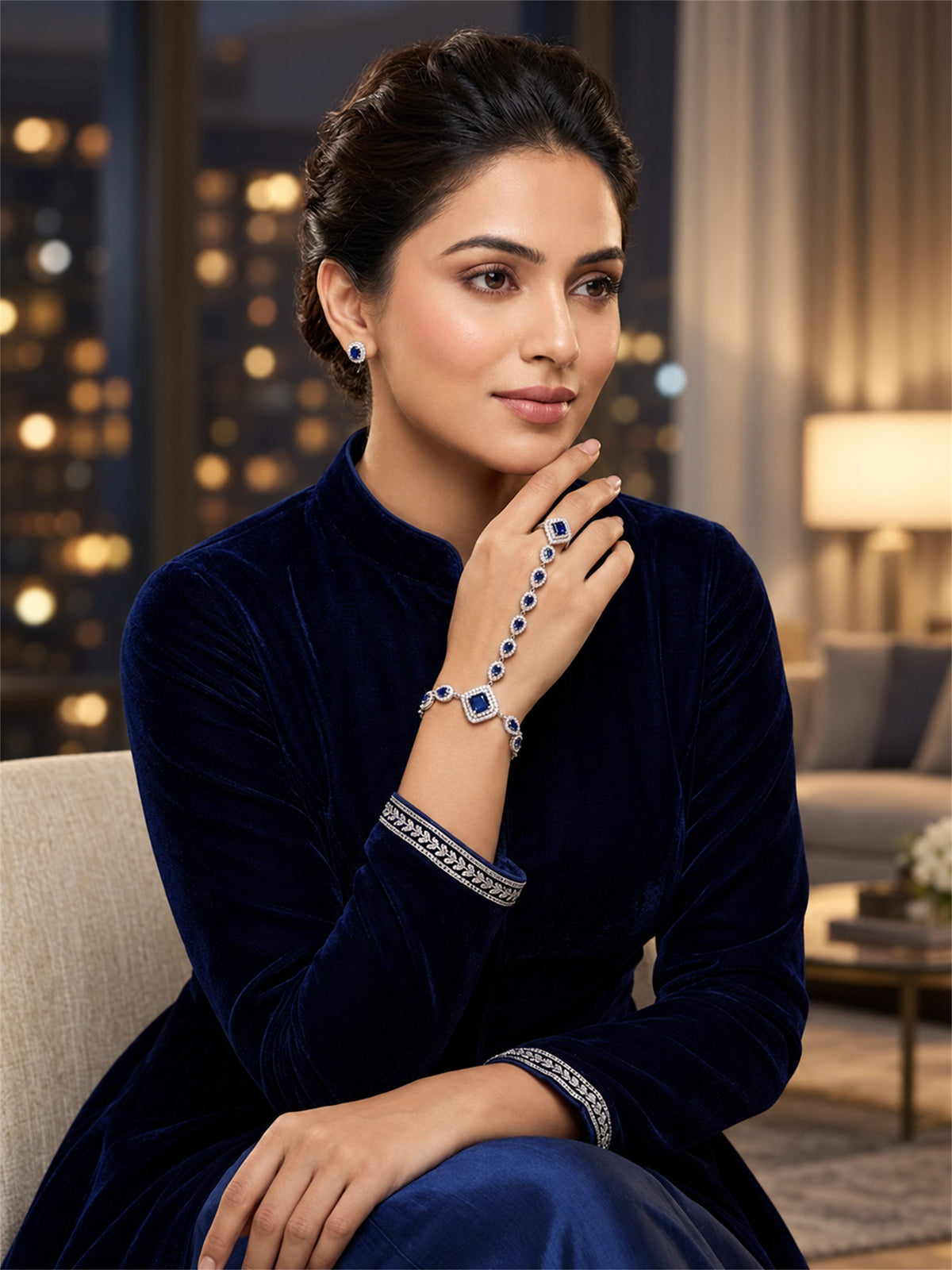 Blue silver-plated square halo and teardrop hathphool