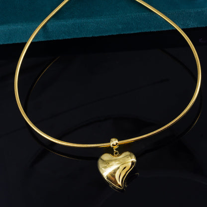 Anti Tarnish Trendy Stainless Steel Heart Hasli Choker Necklace