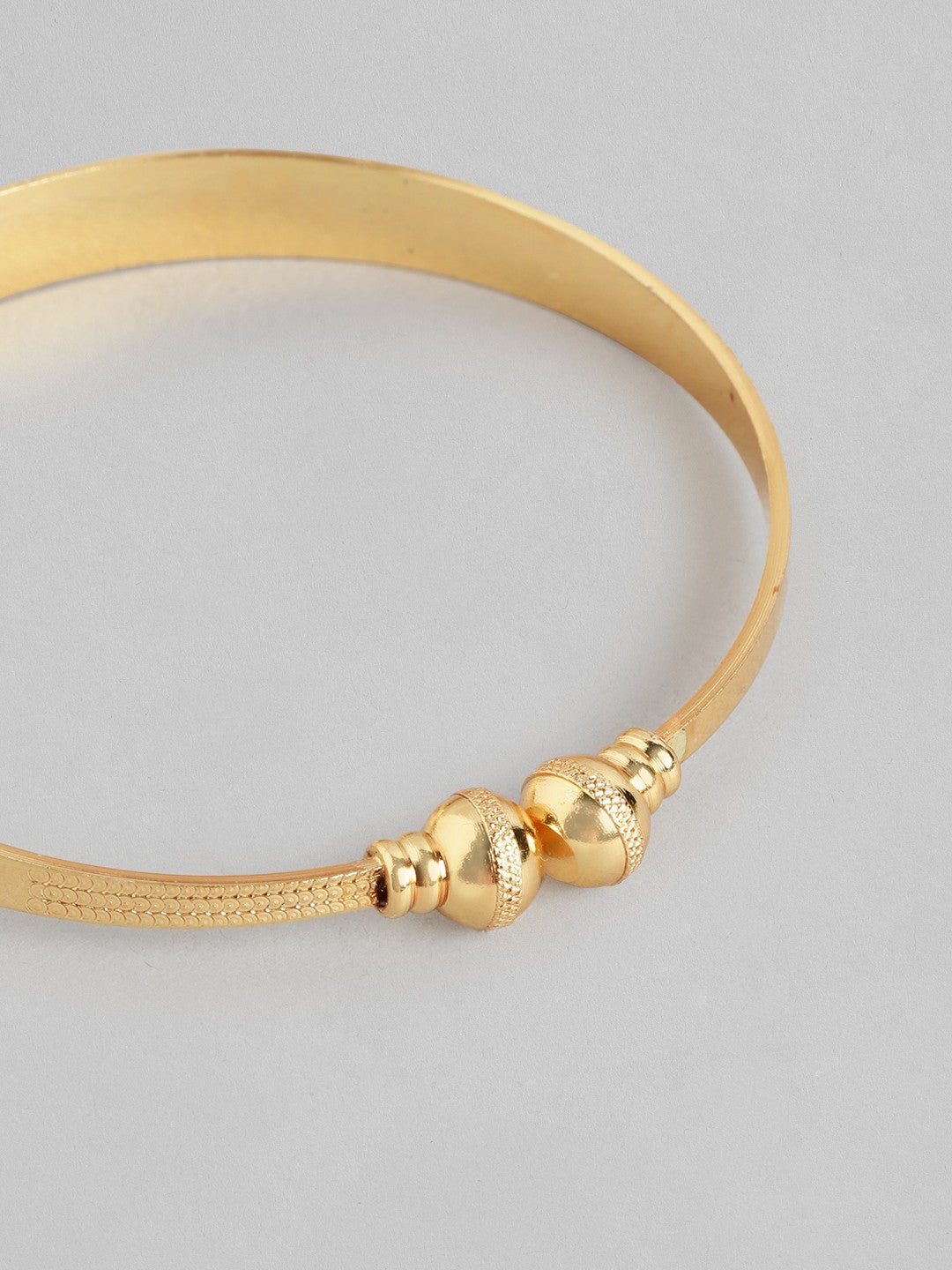 Set Of 2 Kada Style Adjustable Bangles