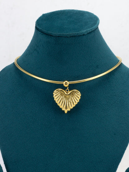 Anti Tarnish Stainless Steel Trendy Heart Hasli Choker Necklace