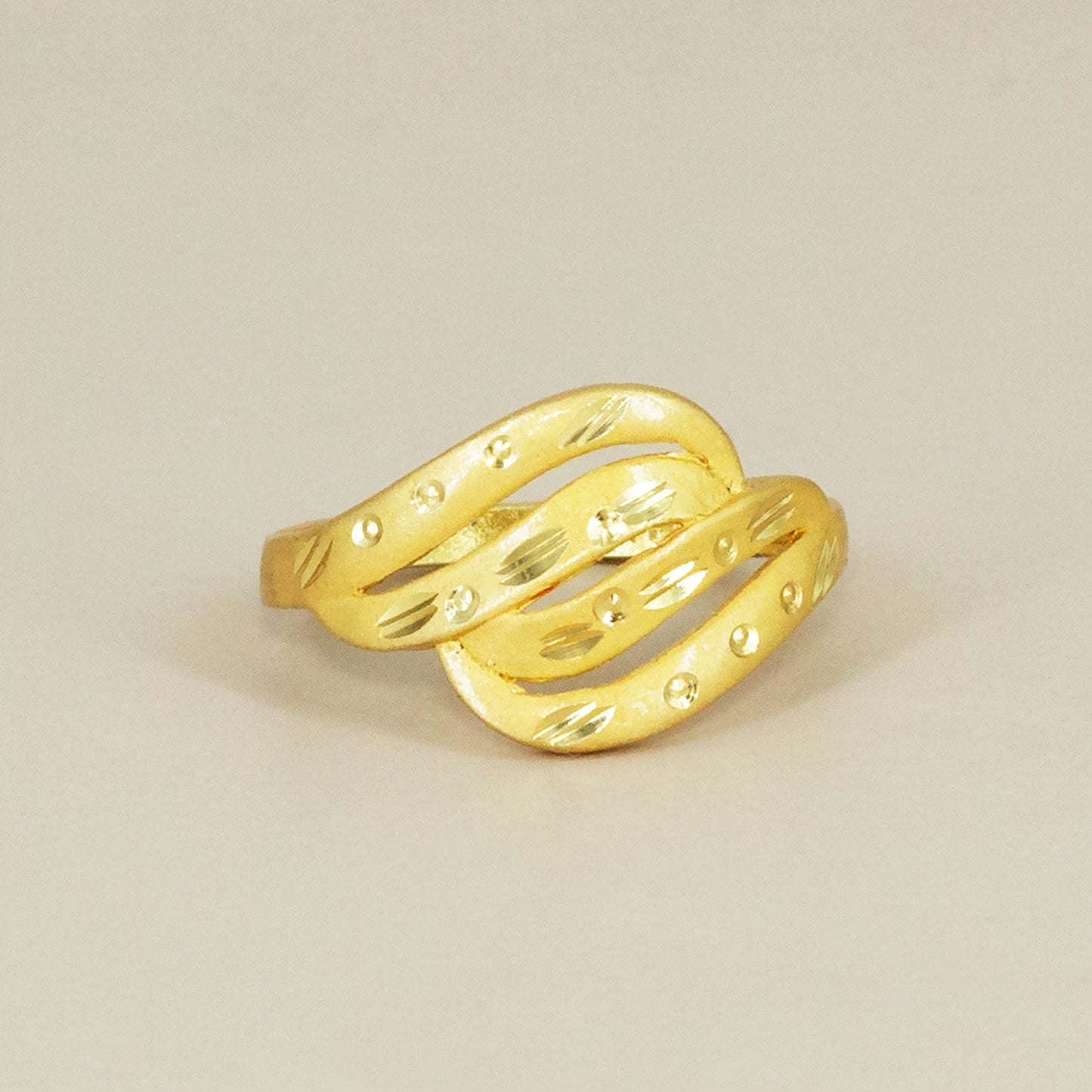 Gold Plated Anti Tarnish Finger Ring for Women