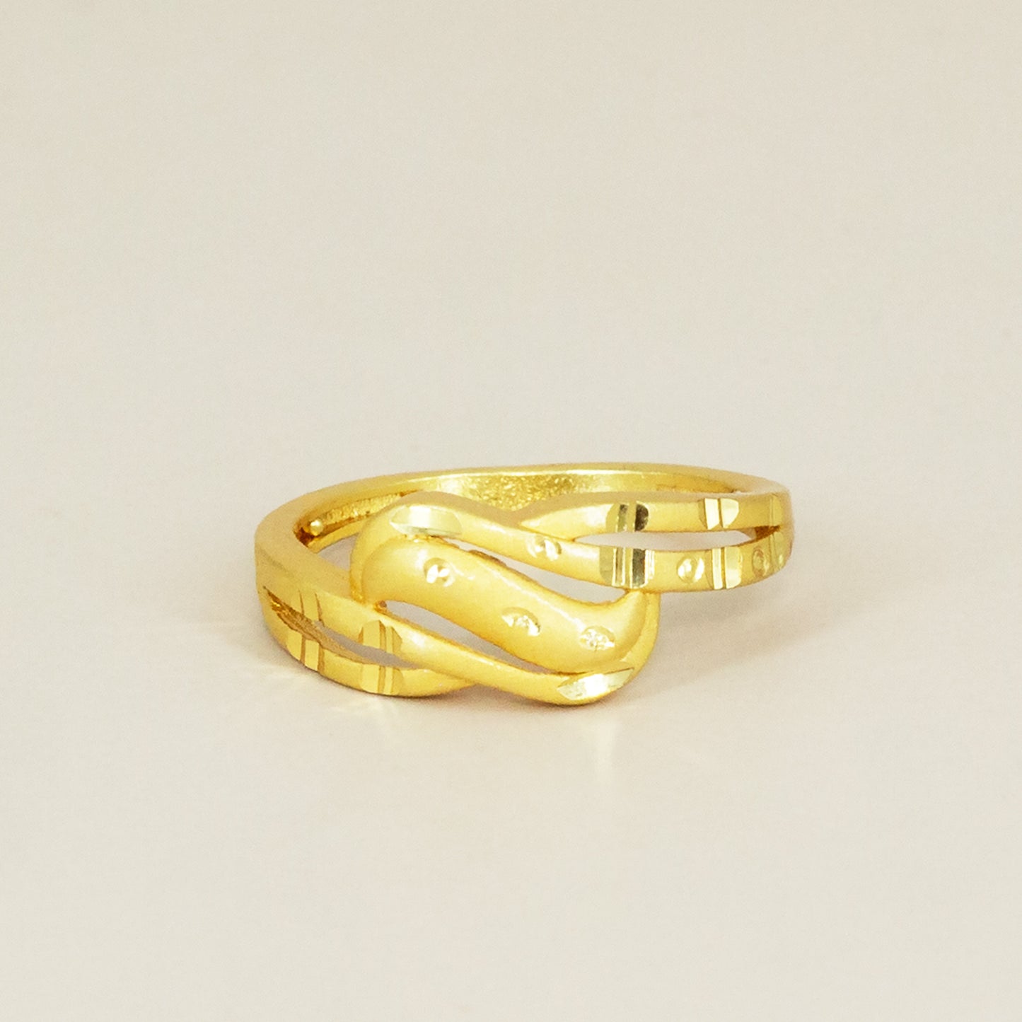 Gold Plated Anti Tarnish Finger Ring for Women