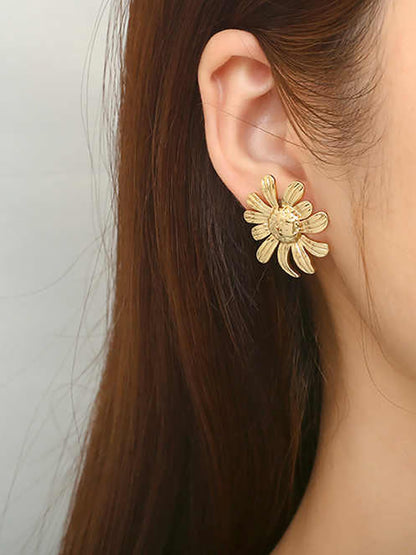 Stainless Steel Anti Tarnish Floral Stud Earrings