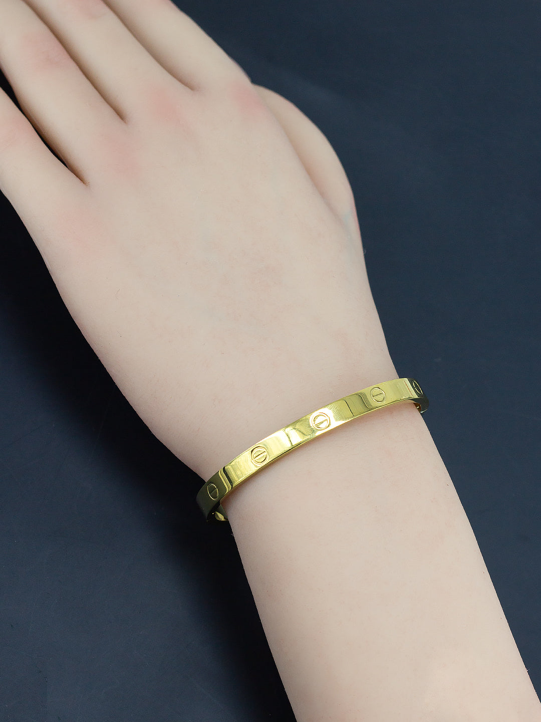 Pack of 2 Gold Plated Anti-Tarnish Stainless Steel Bracelet Set