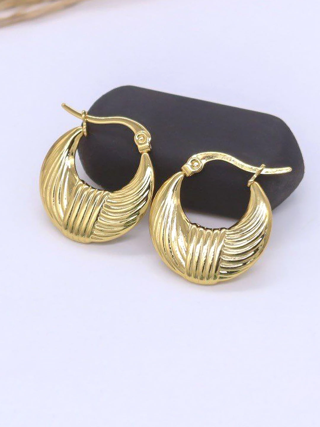 Stainless Steel Anti Tarnish Vintage Hoop Earrings