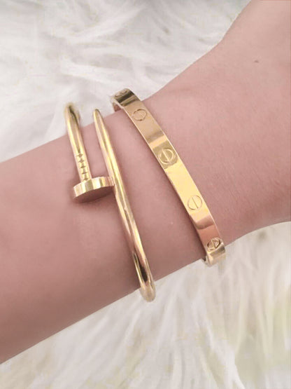 Pack of 2 Gold Plated Anti-Tarnish Stainless Steel Bracelet Set