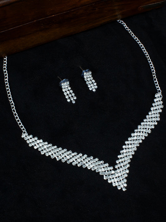 V Shaped Jewellery Set