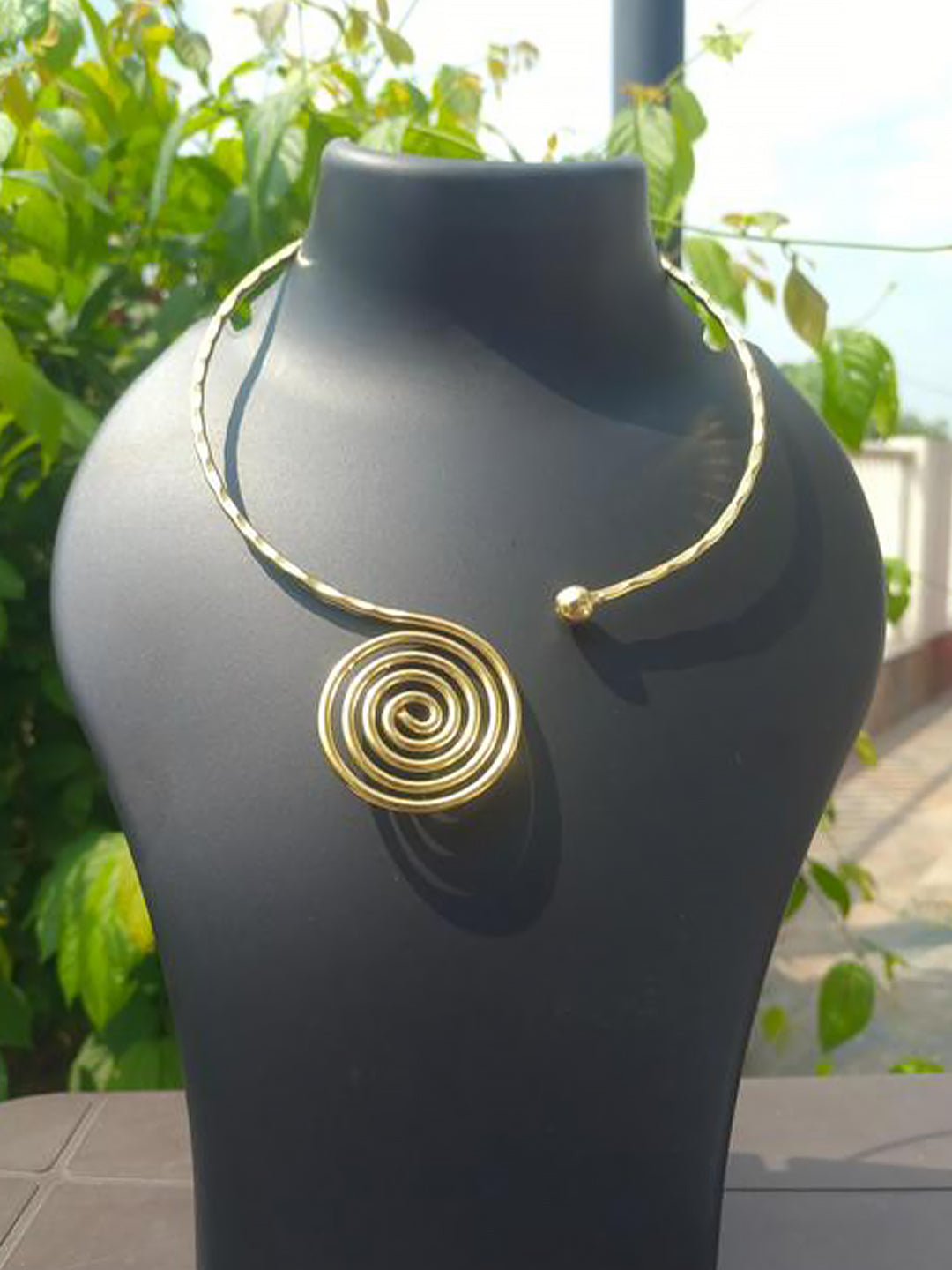 Spiral Hasli Necklace