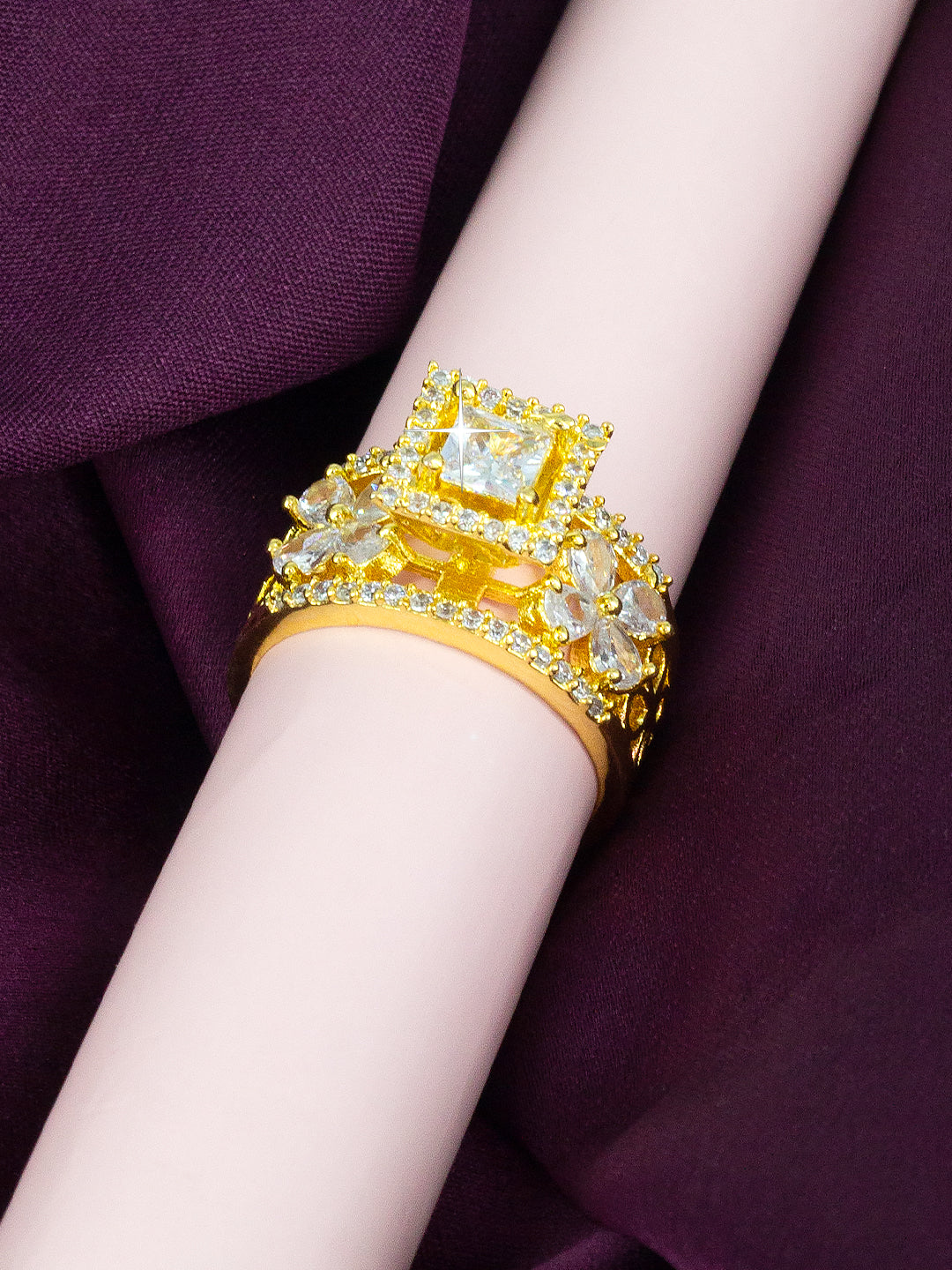 Floral Solitaire AD-Studded Adjustable Ring