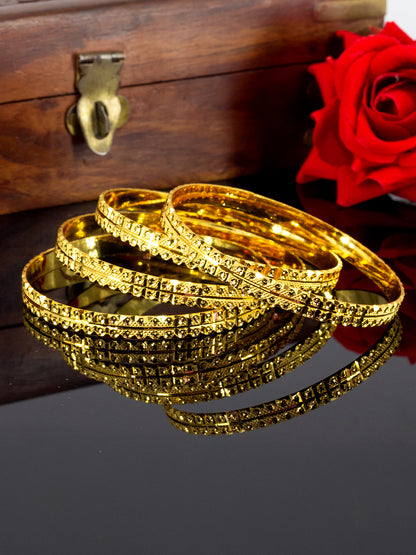 Set of 4 Gold Plated Minimal Bangles