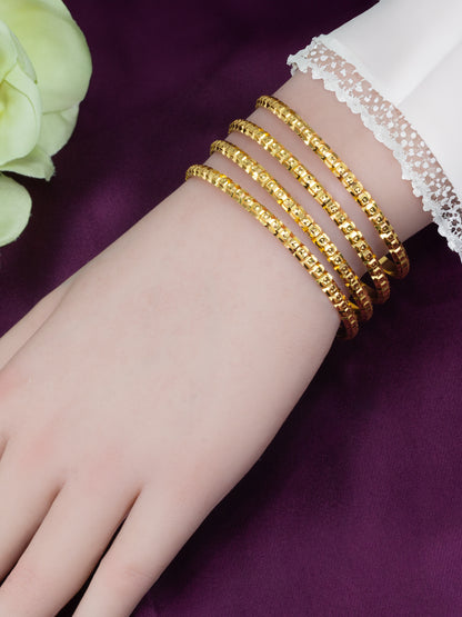 Set of 4 Brass Minimal Bangles