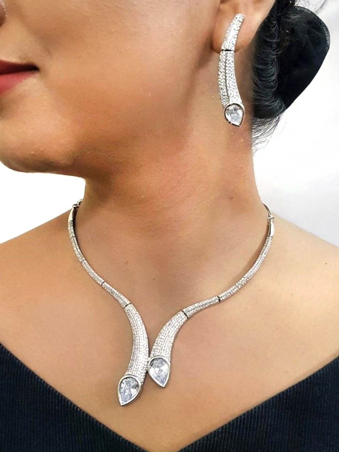 AD-Studded Serpent Jewellery Set